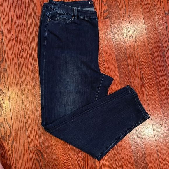 Soft Surroundings  pul on no zipper jeans - Picture 5 of 10